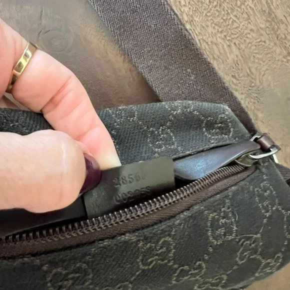 Gucci bum bag brown vintage authentic, non binary, gender fluid - Picture 8 of 11
